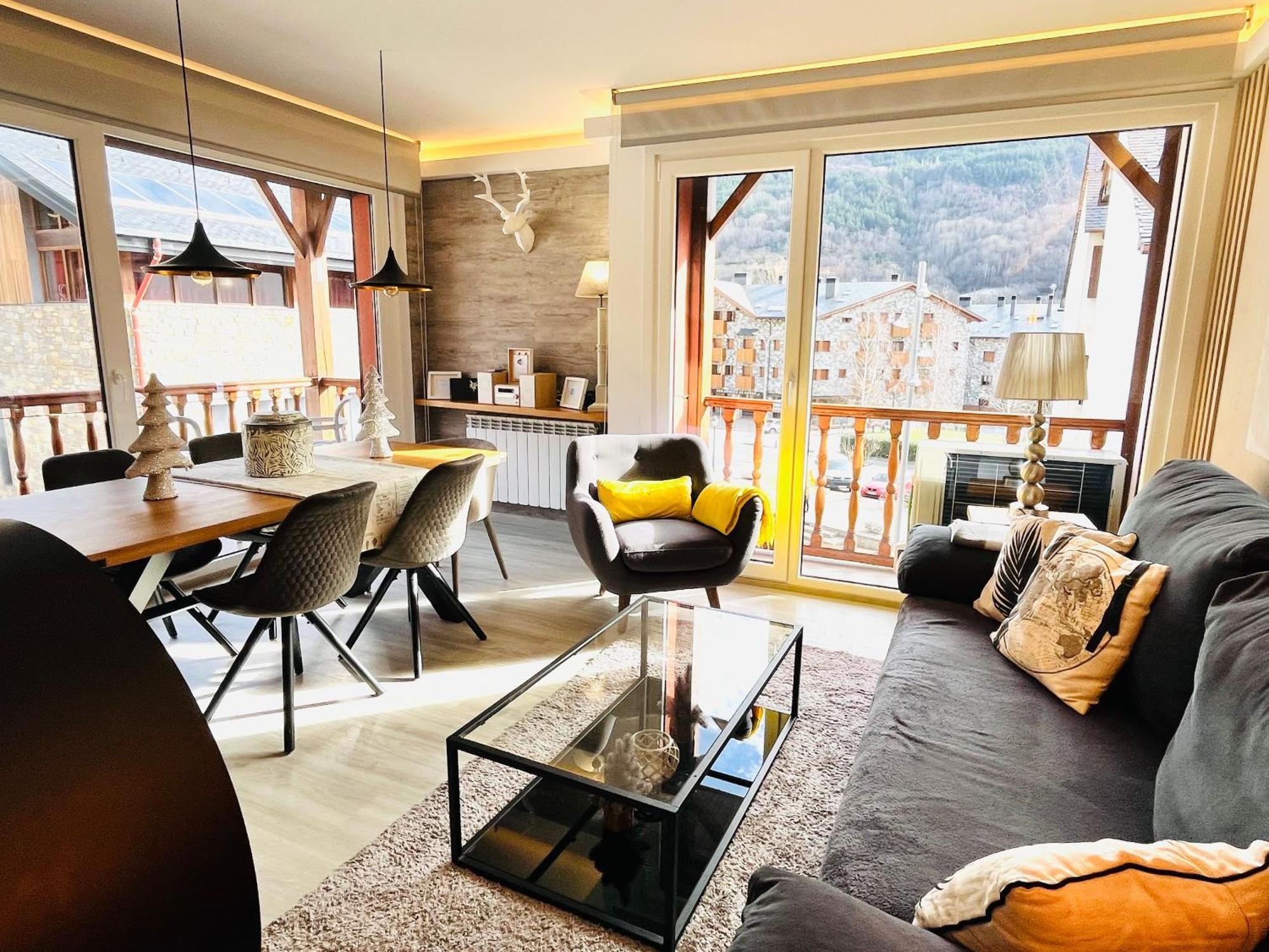 Up Benasque Flor De Nieve Apartment Exterior photo